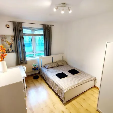 Central London Spacious Flat With 2 To 3 Bedrooms Exterior photo